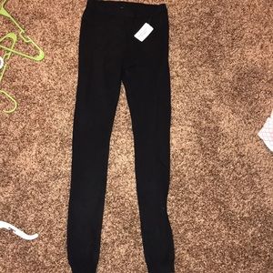 Black leggings